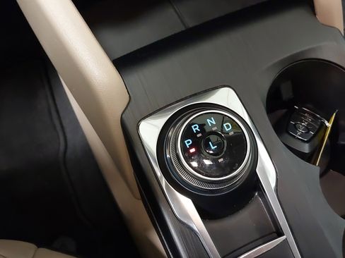 Used 2022 Ford Escape SEL image 21