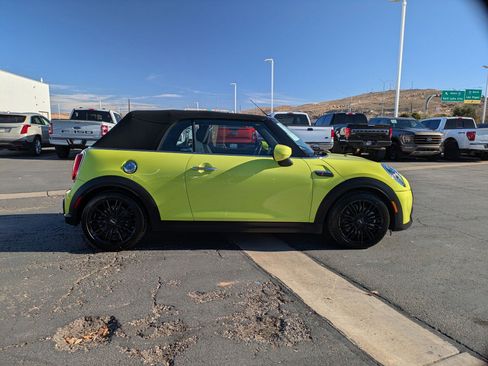 Used 2023 MINI Cooper S w/ Signature Upholstery Package image 2