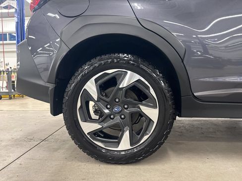 Used 2024 Subaru Crosstrek 2.5i Limited AWD/4WD image 32