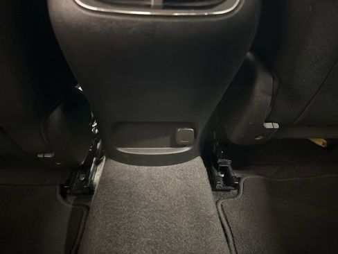 Used 2024 Chevrolet Malibu LT image 27