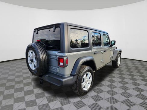 Used 2021 Jeep Wrangler Unlimited Sport image 4