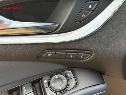Used 2022 Buick Enclave Premium w/ Surround and Sites Package FWD image 21