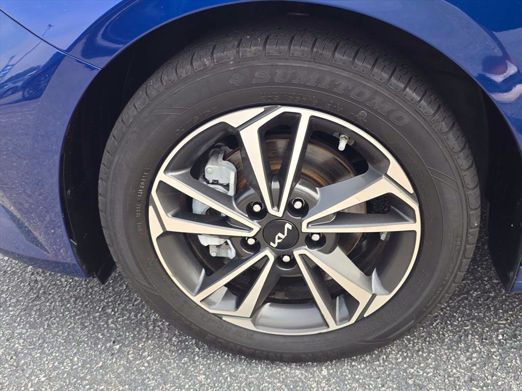 Used 2024 Kia Forte LXS w/ LXS Technology Package FWD image 30