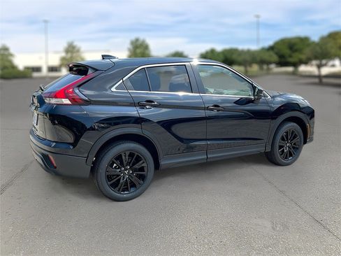New 2025 Mitsubishi Eclipse Cross LE image 7