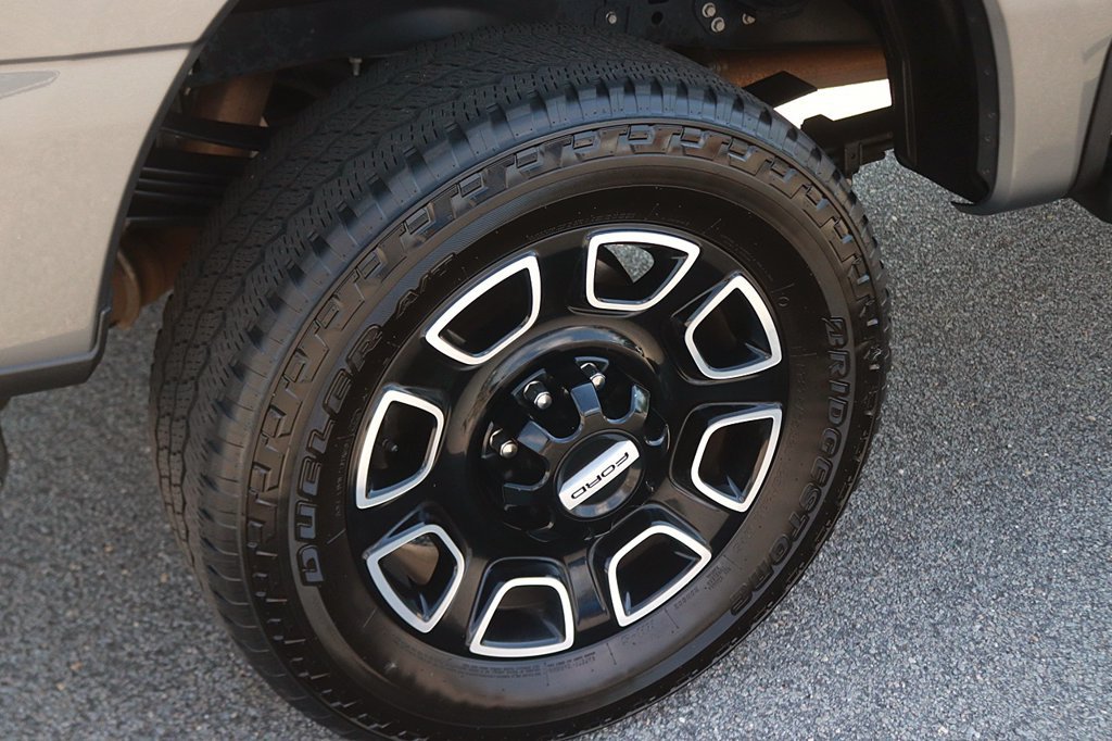 Used 2025 Ford F350 Platinum AWD/4WD image 9