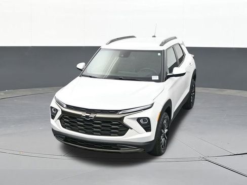 Used 2025 Chevrolet TrailBlazer ACTIV FWD image 64