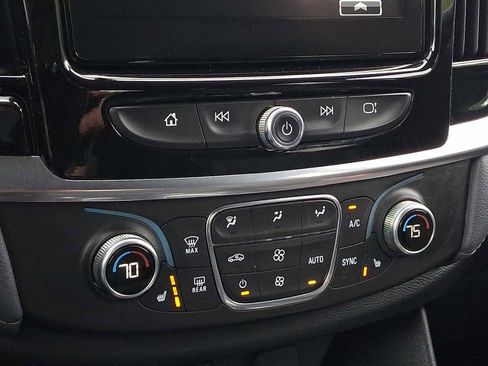Used 2019 Chevrolet Traverse LT w/ LPO, Blackout Package AWD/4WD image 15
