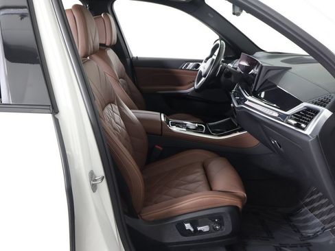 Used 2024 BMW X5 xDrive40i AWD/4WD image 34