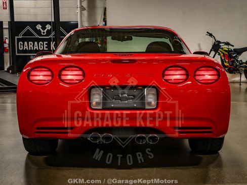 Used 1997 Chevrolet Corvette Coupe w/ Roof Pkg image 40