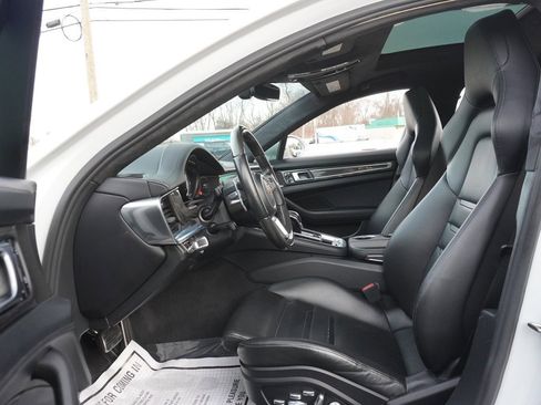 Used 2019 Porsche Panamera Turbo image 37