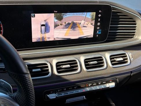 Used 2022 Mercedes-Benz GLS 450 4MATIC image 16