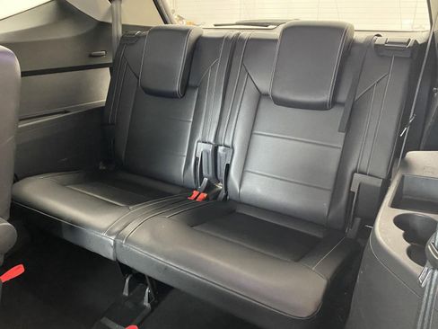 Used 2021 Volkswagen Atlas SE w/ Panoramic Sunroof Package image 22