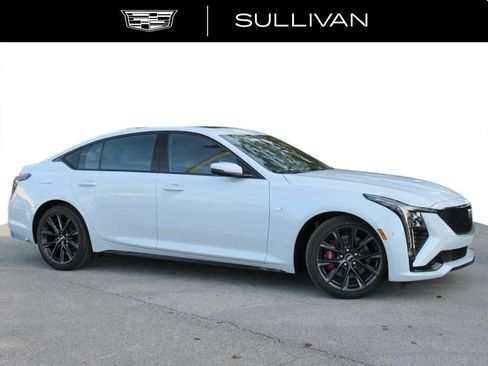 New 2026 Cadillac CT5 Sport RWD image 2