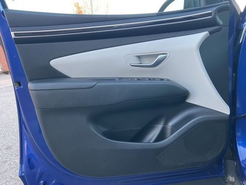 Used 2023 Hyundai Tucson SEL w/ Convenience Package image 11