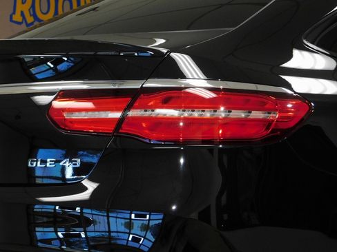 Used 2019 Mercedes-Benz GLE 43 AMG 4MATIC Coupe image 89