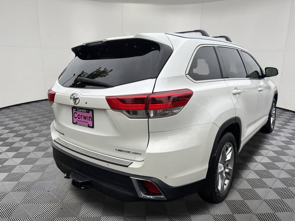 Used 2018 Toyota Highlander Limited AWD/4WD image 8