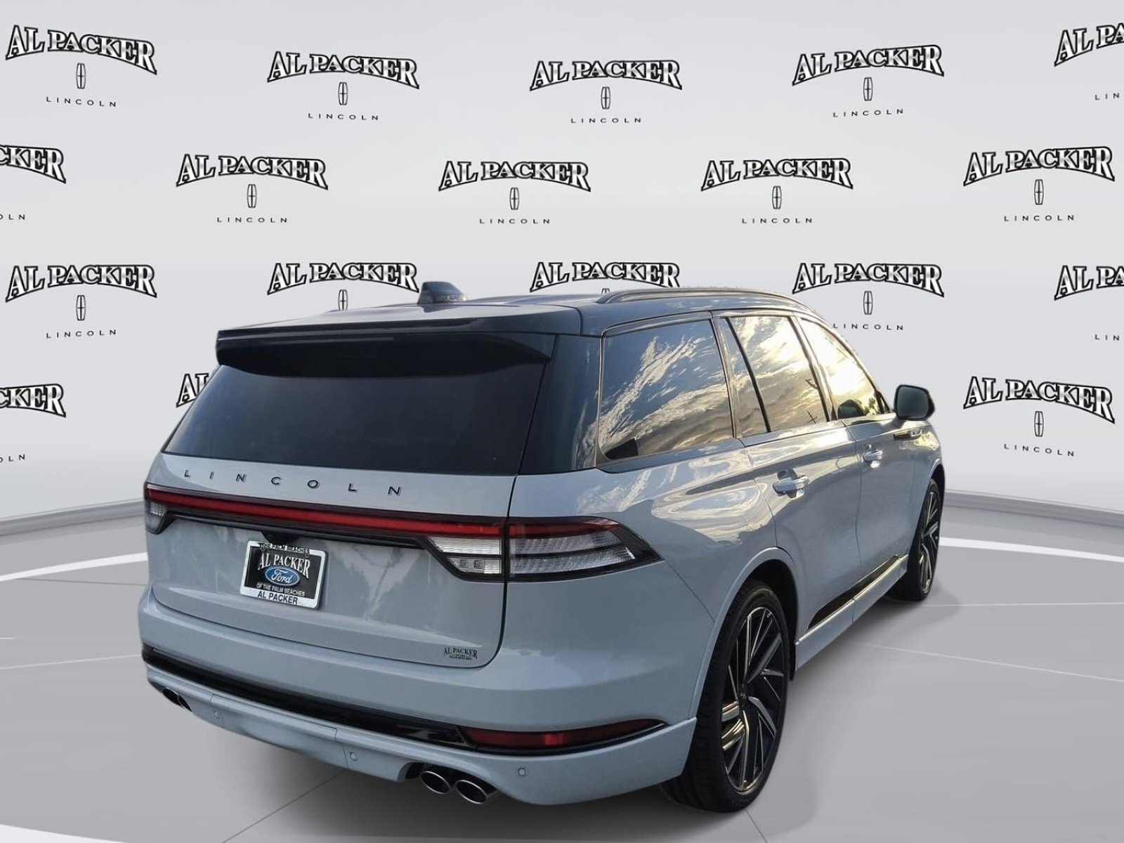 New 2027 Lincoln Aviator Black Label w/ Black Label Special Edition AWD/4WD image 6