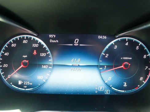 Used 2020 Mercedes-Benz GLC 300 image 32
