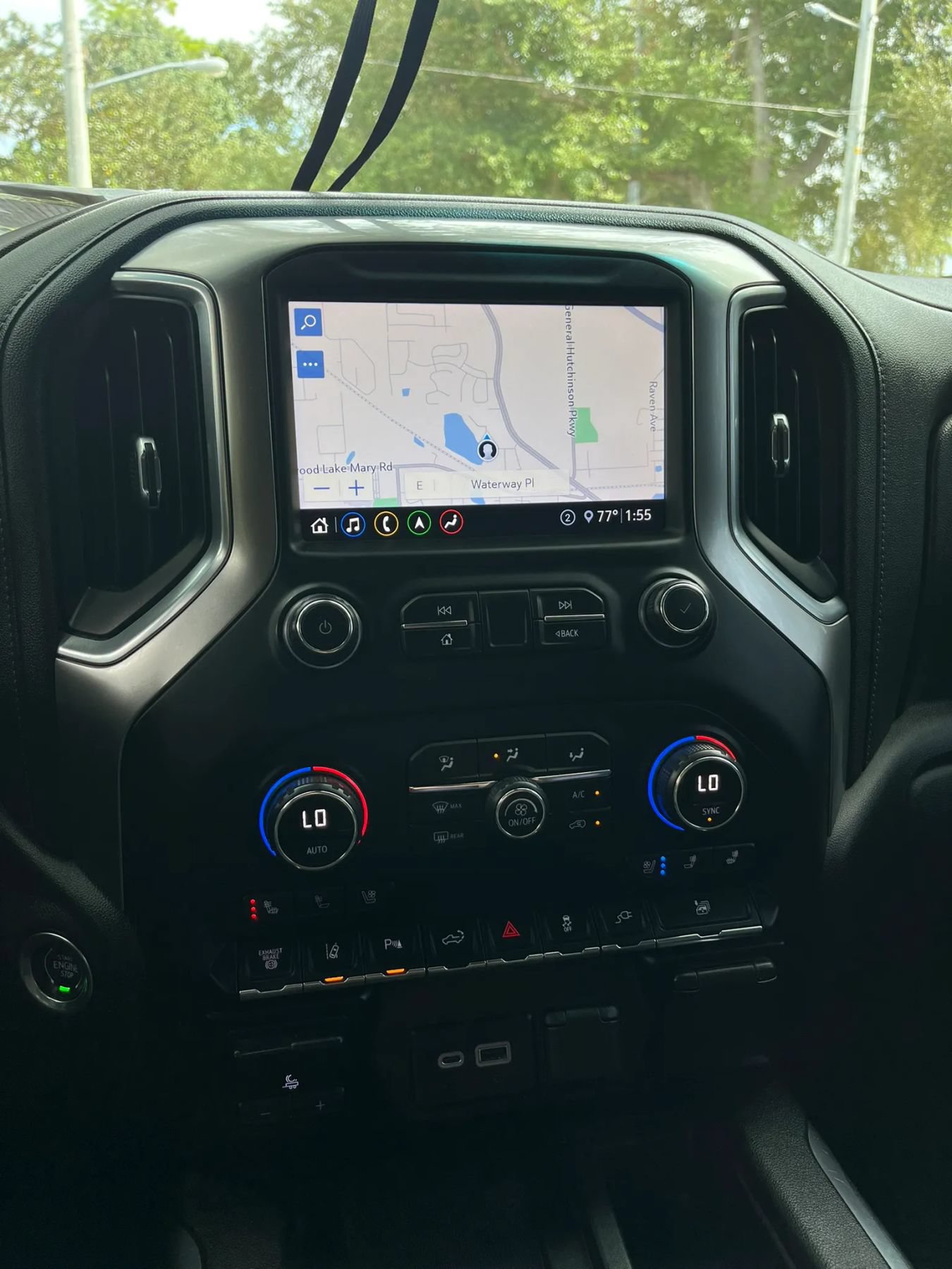 Used 2020 Chevrolet Silverado 2500 LTZ w/ LTZ Premium Package AWD/4WD image 21
