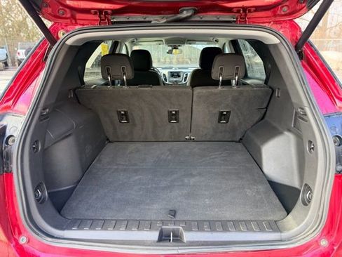 Used 2019 Chevrolet Equinox LT w/ Driver Convenience Package image 25