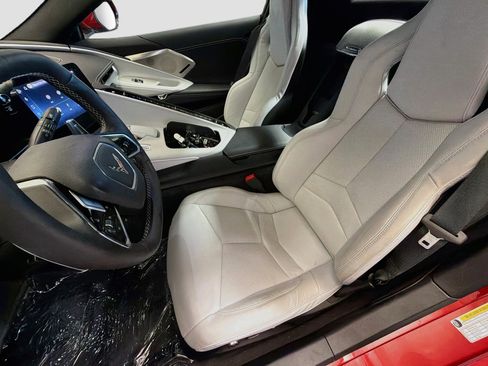 Used 2024 Chevrolet Corvette Stingray Preferred Conv RWD image 11