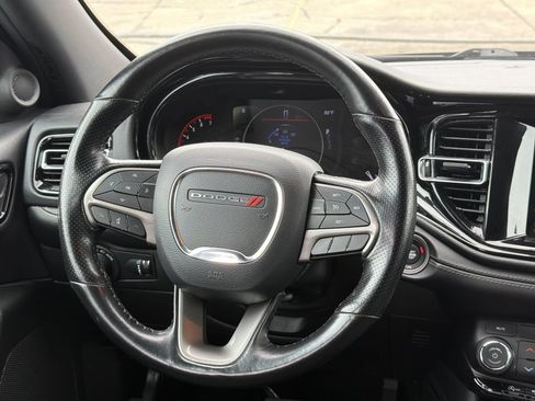 Used 2024 Dodge Durango SXT RWD image 24