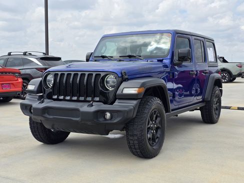 Used 2020 Jeep Wrangler Unlimited Sport image 2