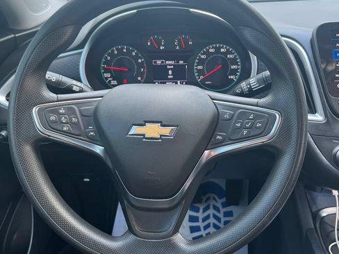 Used 2024 Chevrolet Malibu LT FWD image 19