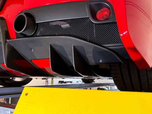 Used 2015 Ferrari 458 Speciale A image 95