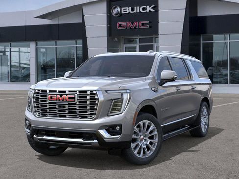 New 2026 GMC Yukon XL Denali w/ Denali Reserve Package image 6