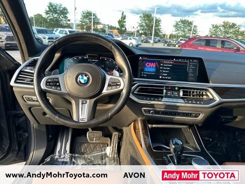 Used 2021 BMW X7 M50i w/ Dynamic Handling Package AWD/4WD image 16