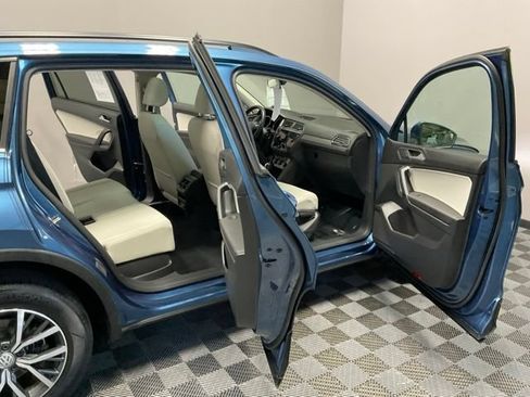 Used 2019 Volkswagen Tiguan SE w/ Panoramic Sunroof Package AWD/4WD image 21