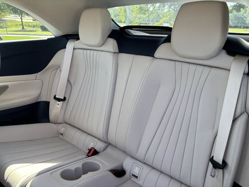 Used 2023 Mercedes-Benz E 450 Cabriolet image 32