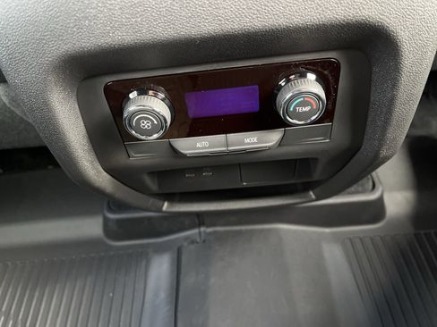 New 2026 Chevrolet Traverse LT w/ Sun and Wheel Package image 40