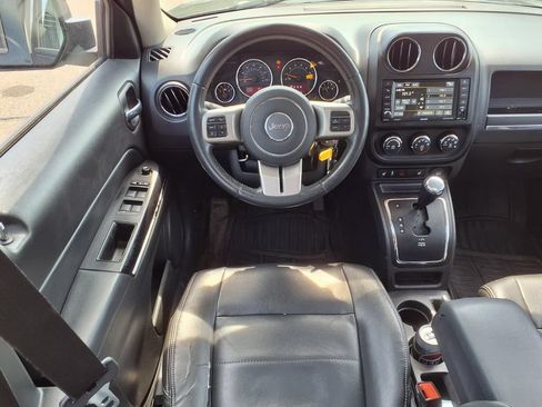 Used 2014 Jeep Patriot Limited w/ Sun/Sound Group AWD/4WD image 11