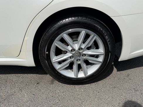 Used 2014 Toyota Avalon XLE Premium FWD image 30