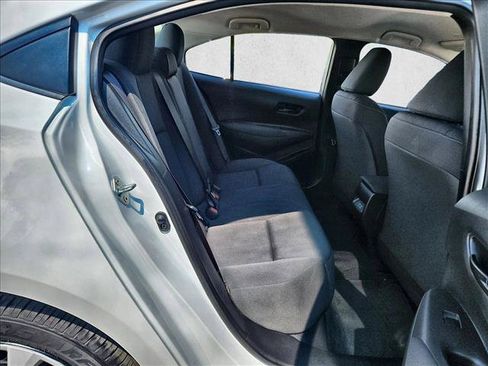 Used 2024 Toyota Corolla LE FWD image 25