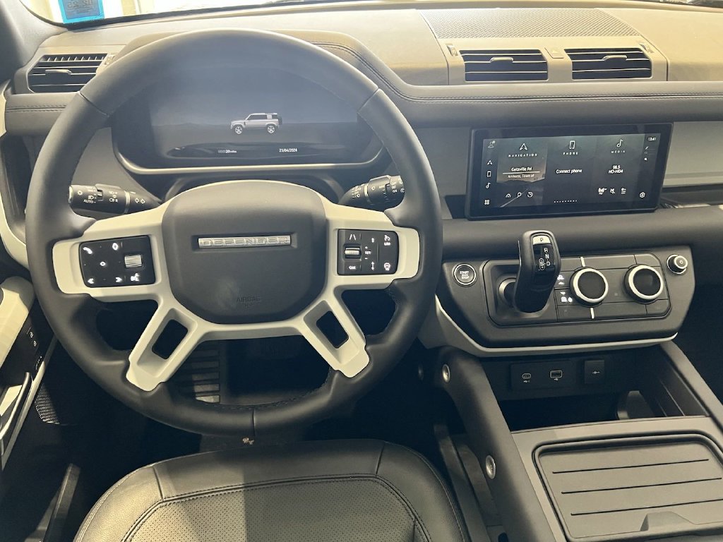 New 2024 Land Rover Defender 110 S AWD/4WD image 17