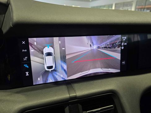 Used 2022 Porsche Taycan 4 Cross Turismo image 29