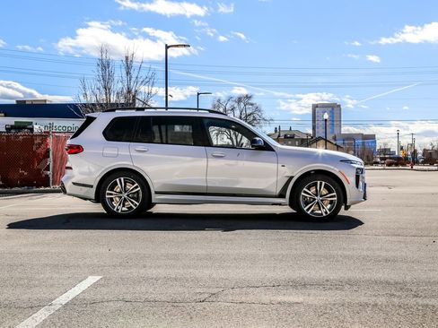New 2026 BMW X7 M60i image 6