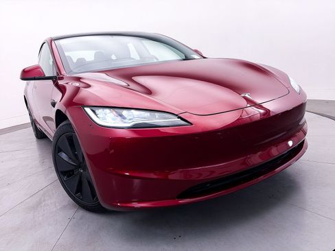 Used 2025 Tesla Model 3 RWD image 8