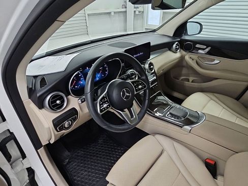 Used 2022 Mercedes-Benz GLC 300 image 12