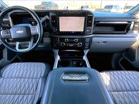 Used 2024 Ford F250 Limited image 7