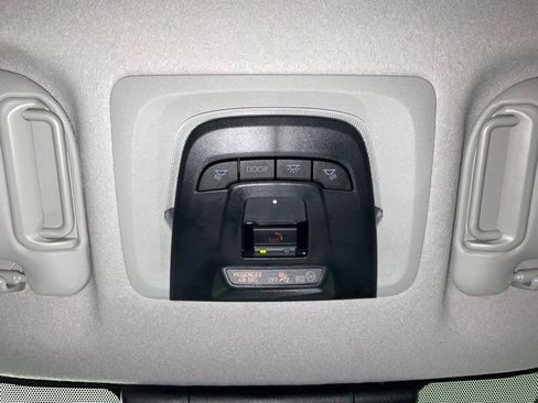 Used 2023 Toyota Corolla Cross XLE FWD image 21