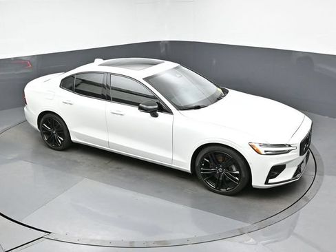 Used 2024 Volvo S60 B5 Plus w/ Climate Package FWD image 22