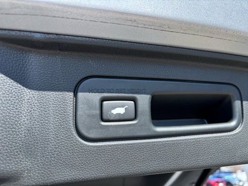 Certified 2023 Honda Pilot EX-L image 35