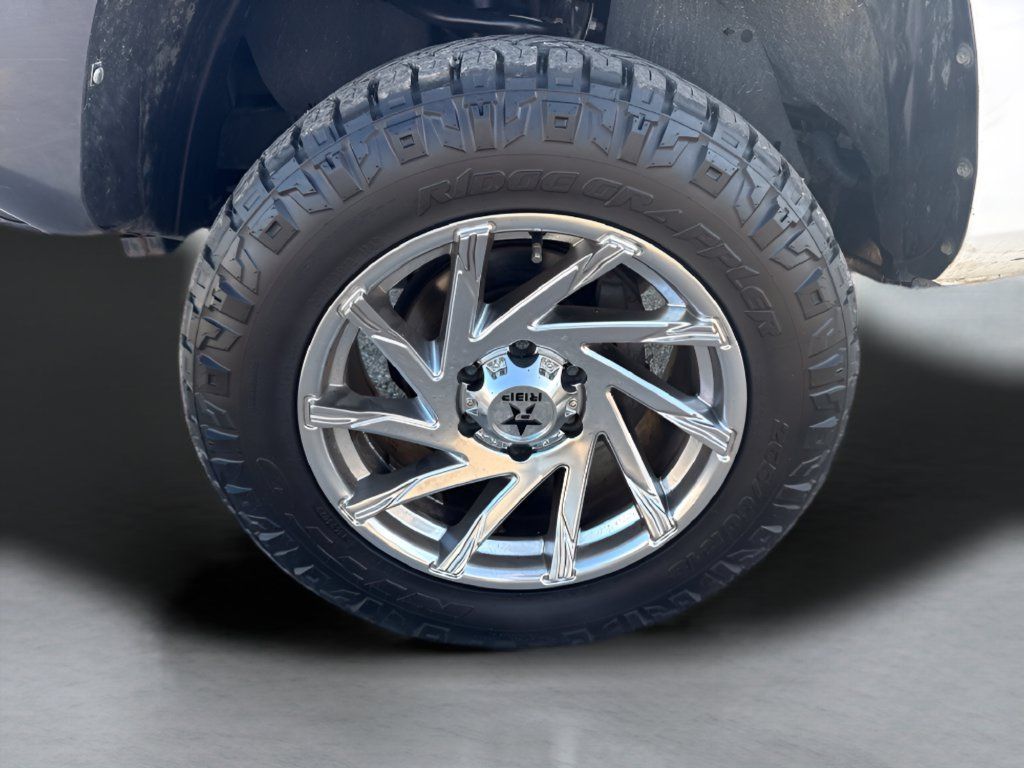 Used 2021 Toyota Tacoma SR RWD image 15