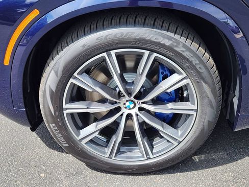 New 2026 BMW X5 xDrive50e w/ M Sport Package AWD/4WD image 7