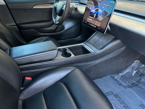 Used 2023 Tesla Model 3 Standard Range RWD image 16