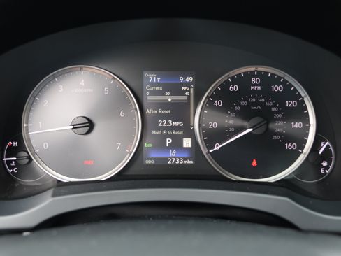 Used 2025 Lexus IS 350 F Sport RWD image 19